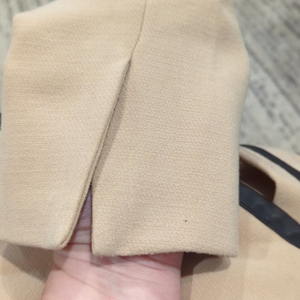 Jacqueline Conoir Beige Watefall Jacket - Picture 5 of 8